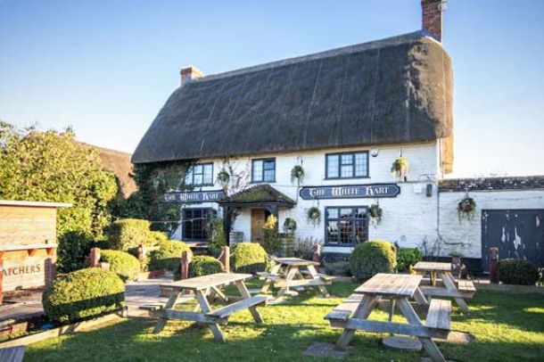 The White Hart Exterior