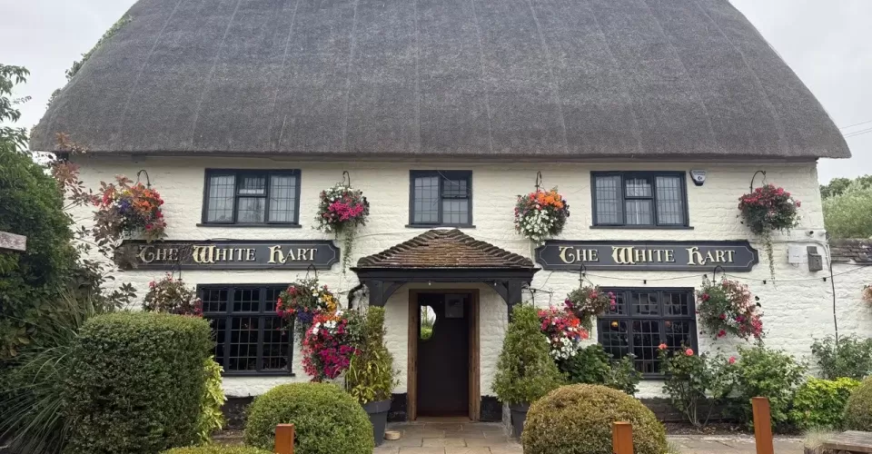 The White Hart, Pub, Hotel & Restaurant in Wroughton